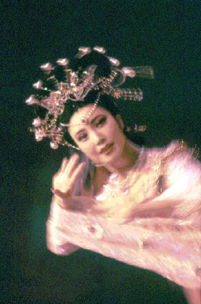CINA - 47 il-Teatro-di-Shangai